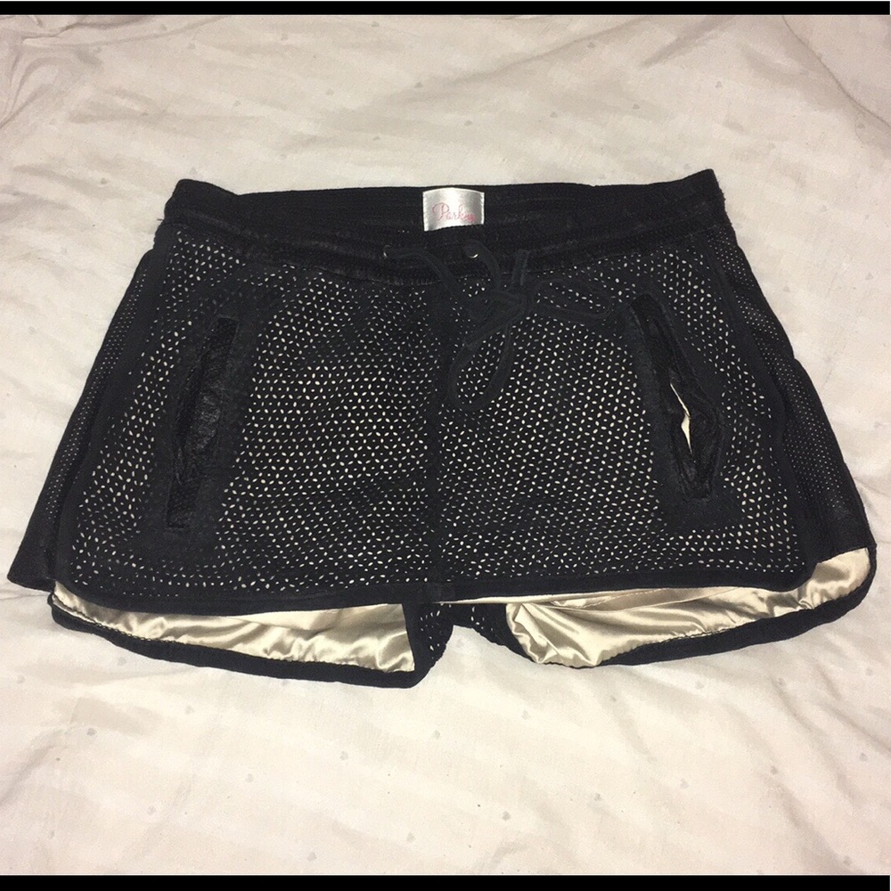 Parker shorts XS!